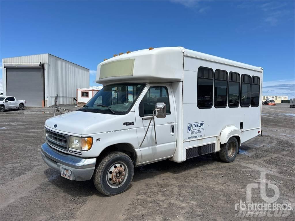 Ford E-350 Utilitaire