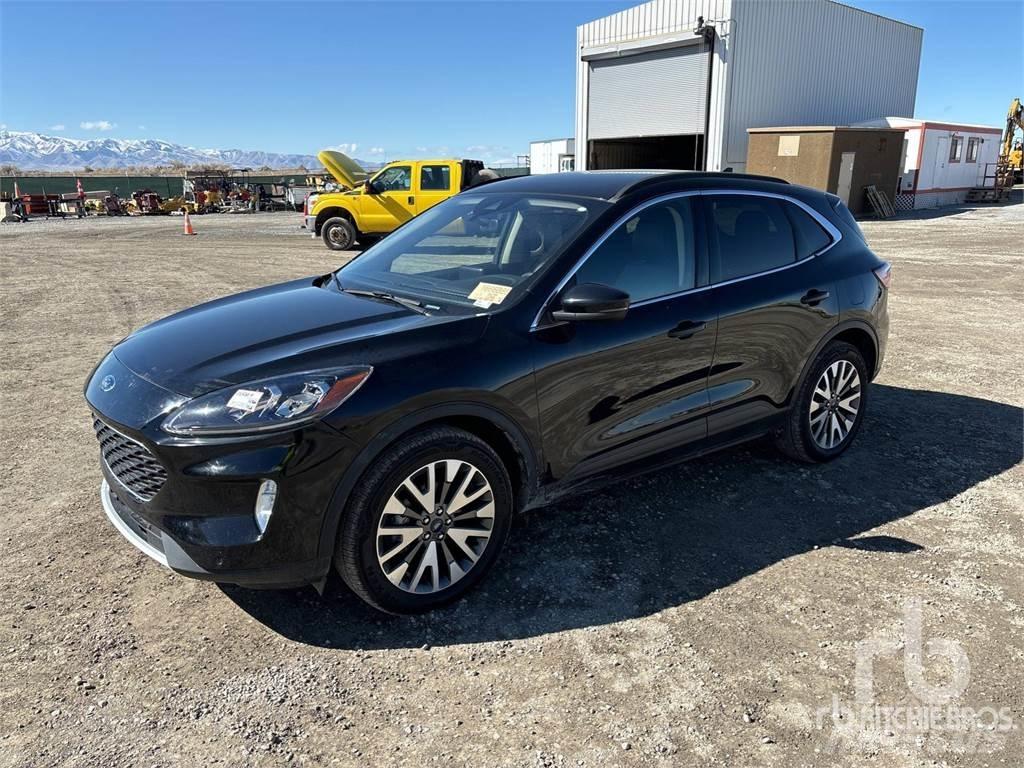 Ford ESCAPE Utilitaire benne