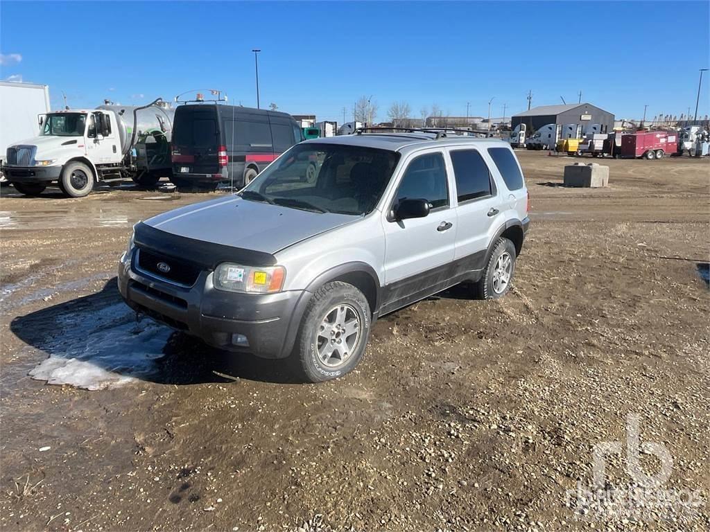 Ford ESCAPE Utilitaire benne
