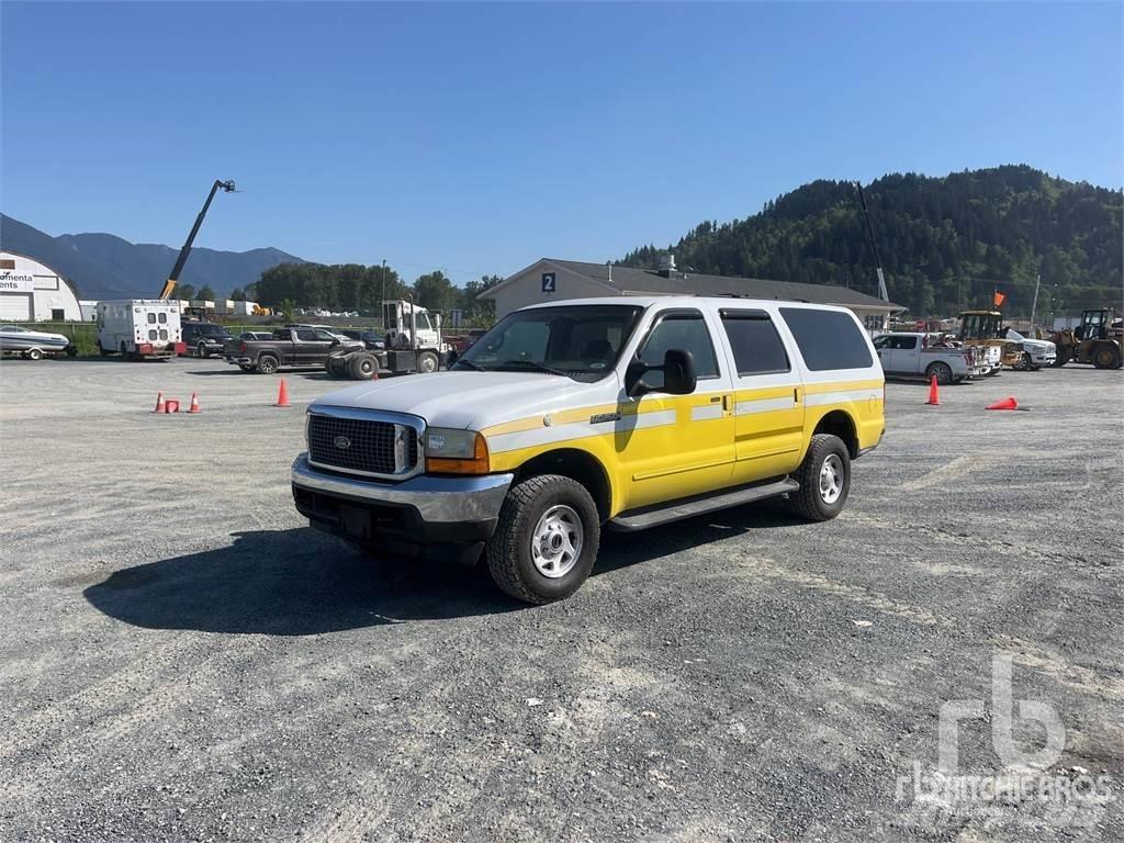 Ford EXCURSION Utilitaire benne