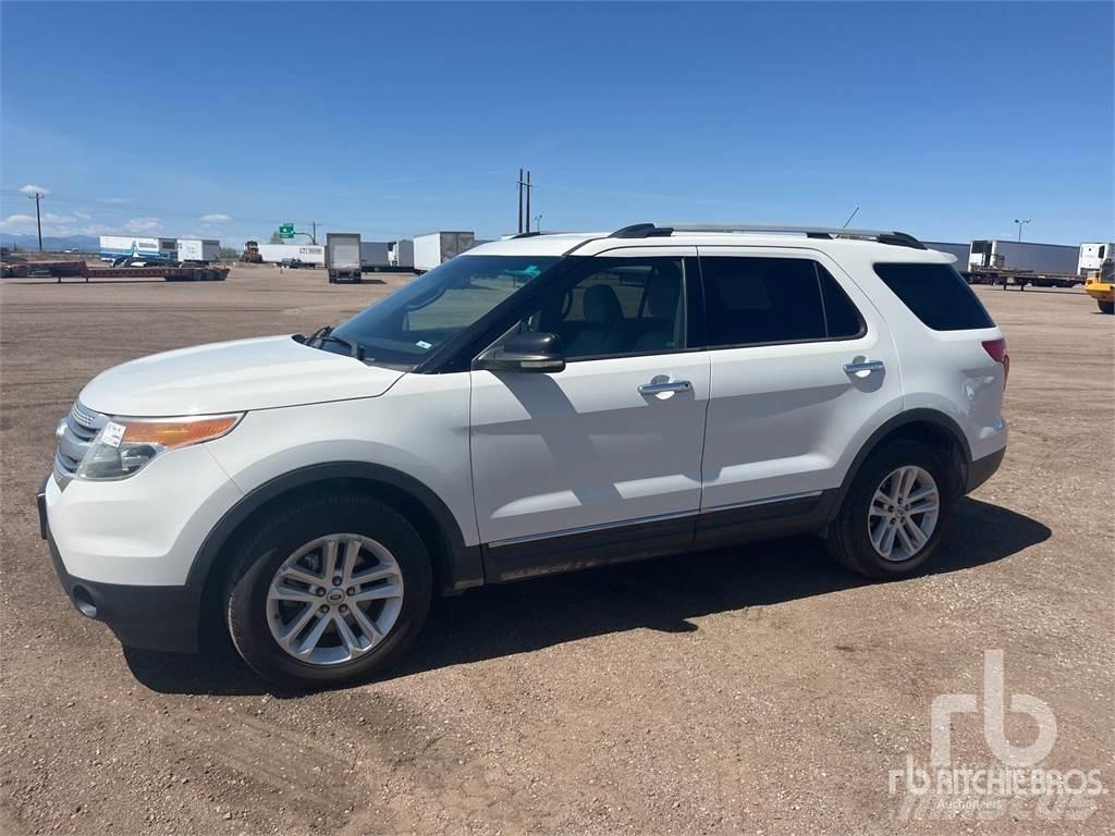 Ford EXPLORER Utilitaire benne
