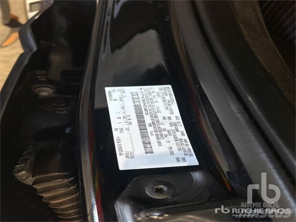 Ford F-250 Utilitaire benne