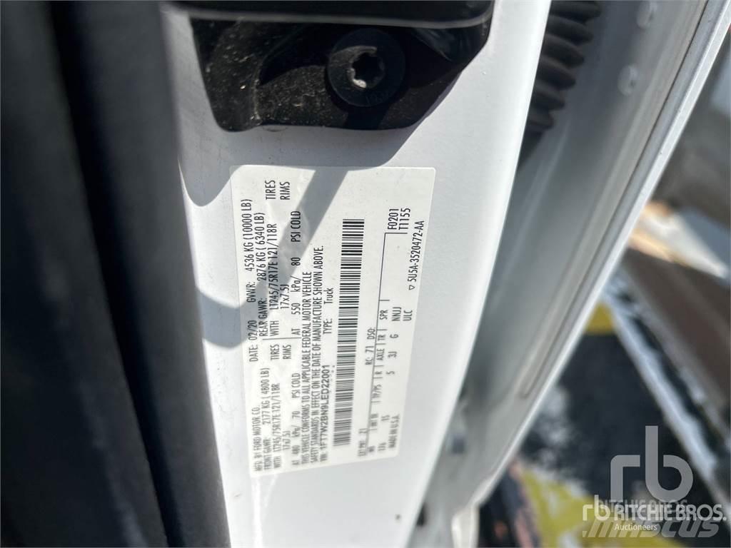 Ford F-250 Utilitaire benne