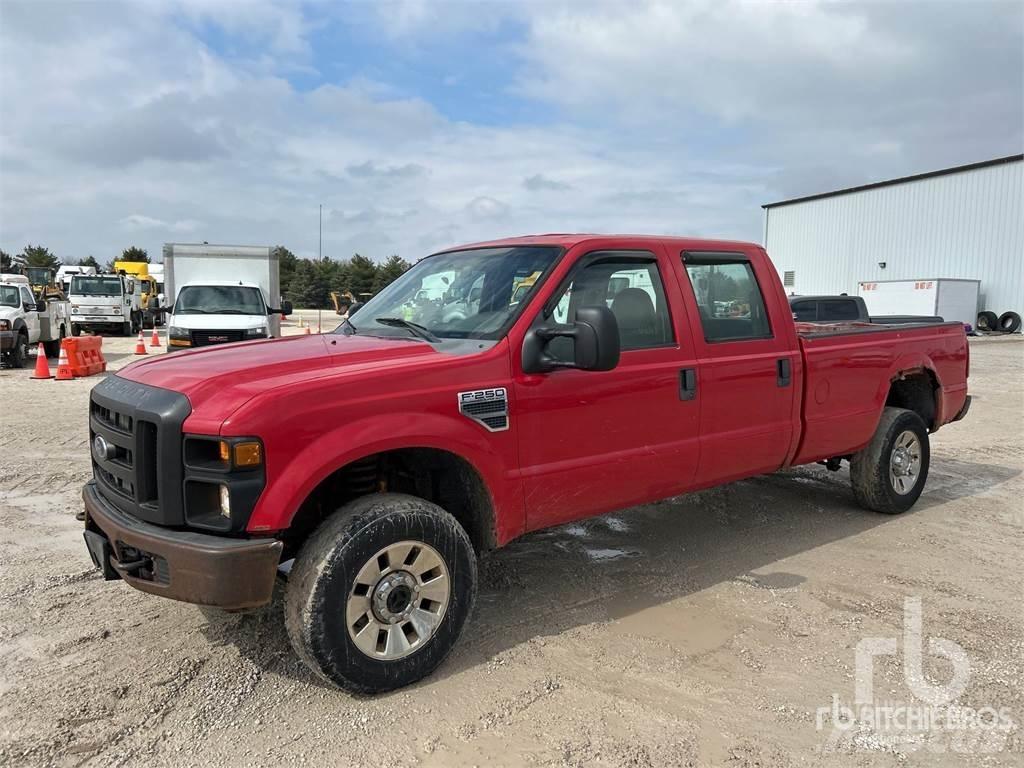 Ford F-250 Utilitaire benne