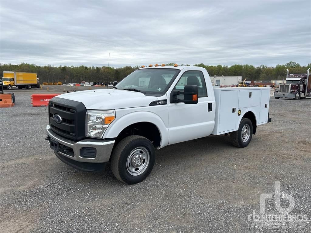 Ford F-250 Camions et véhicules municipaux