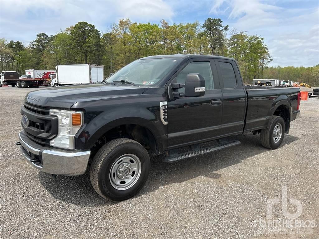 Ford F-250 Utilitaire benne