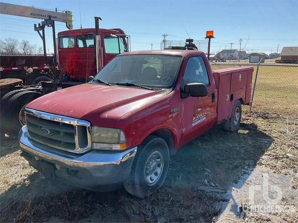 Ford F-250 Camions et véhicules municipaux