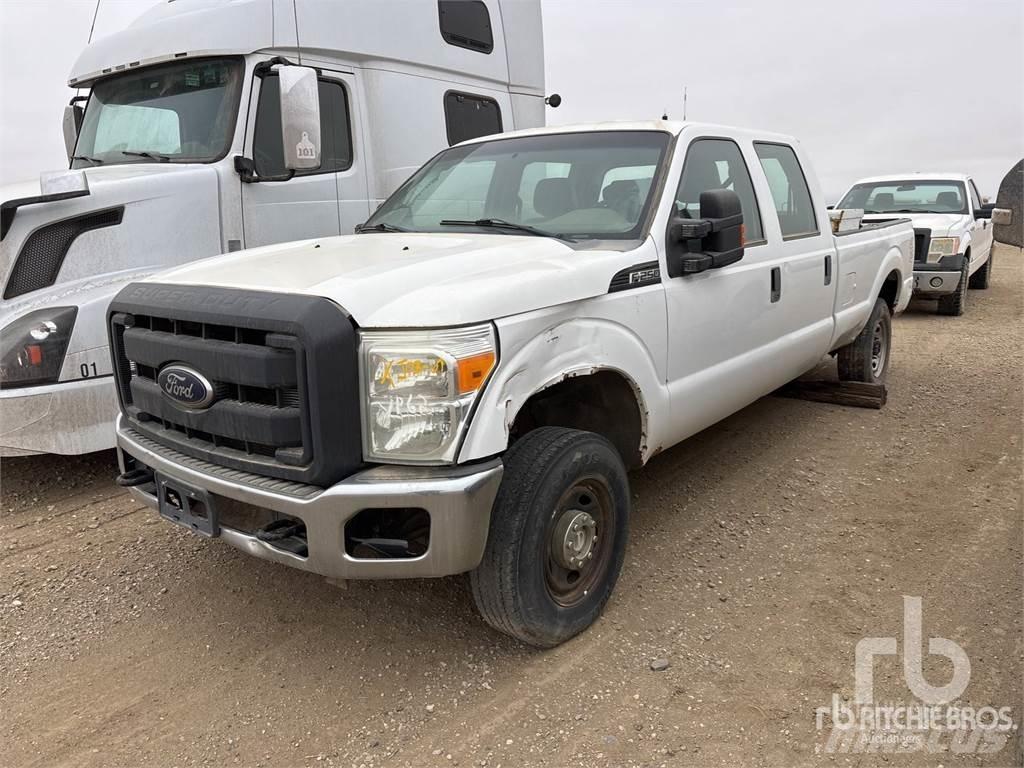 Ford F-250XL Utilitaire benne