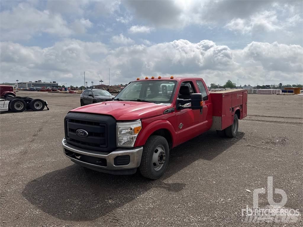 Ford F-350 Camions et véhicules municipaux
