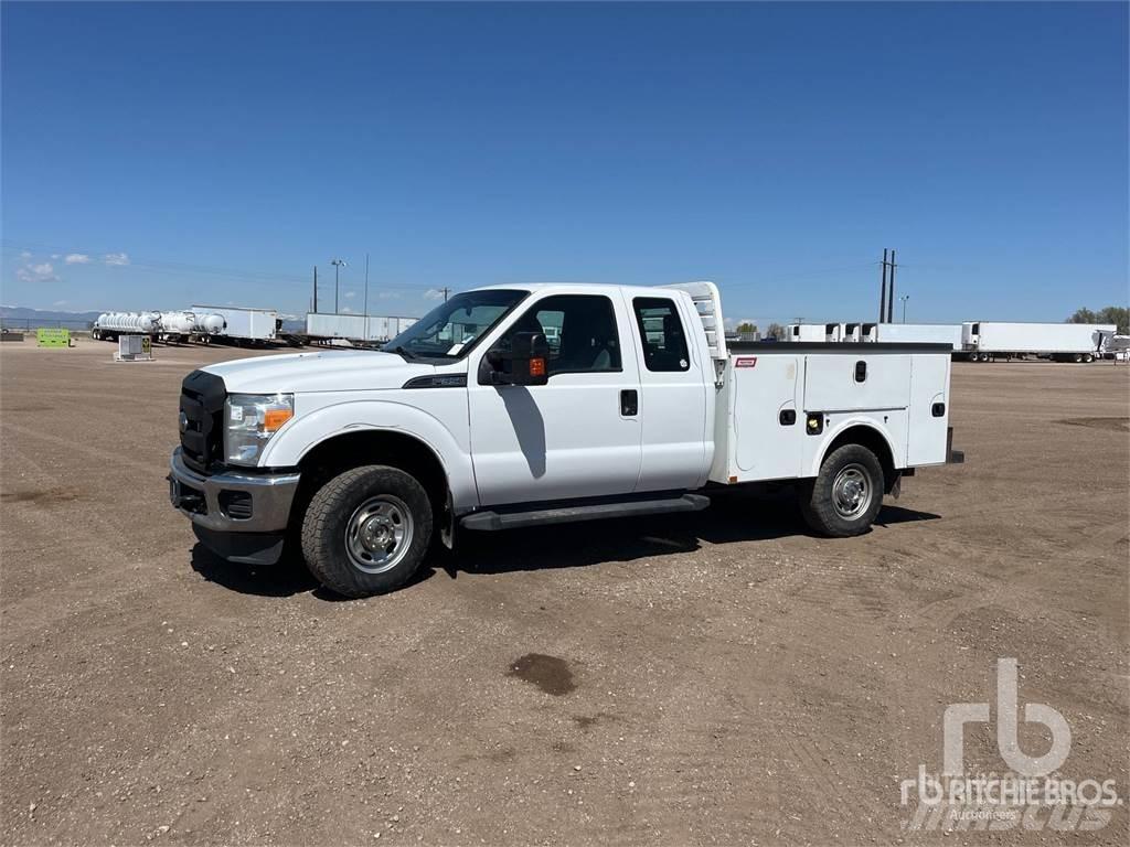 Ford F-350 Camions et véhicules municipaux