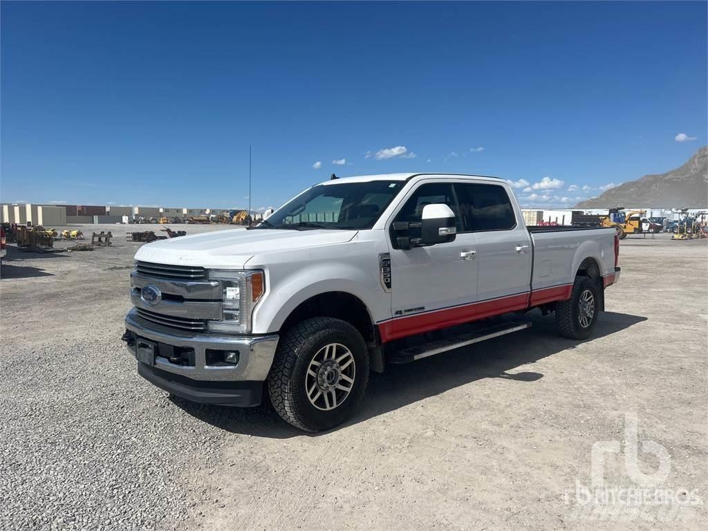 Ford F-350 Utilitaire benne