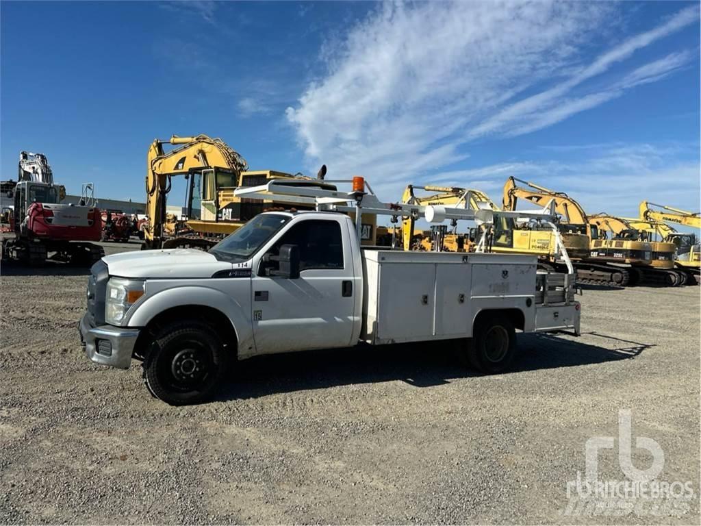 Ford F-350 Camions et véhicules municipaux
