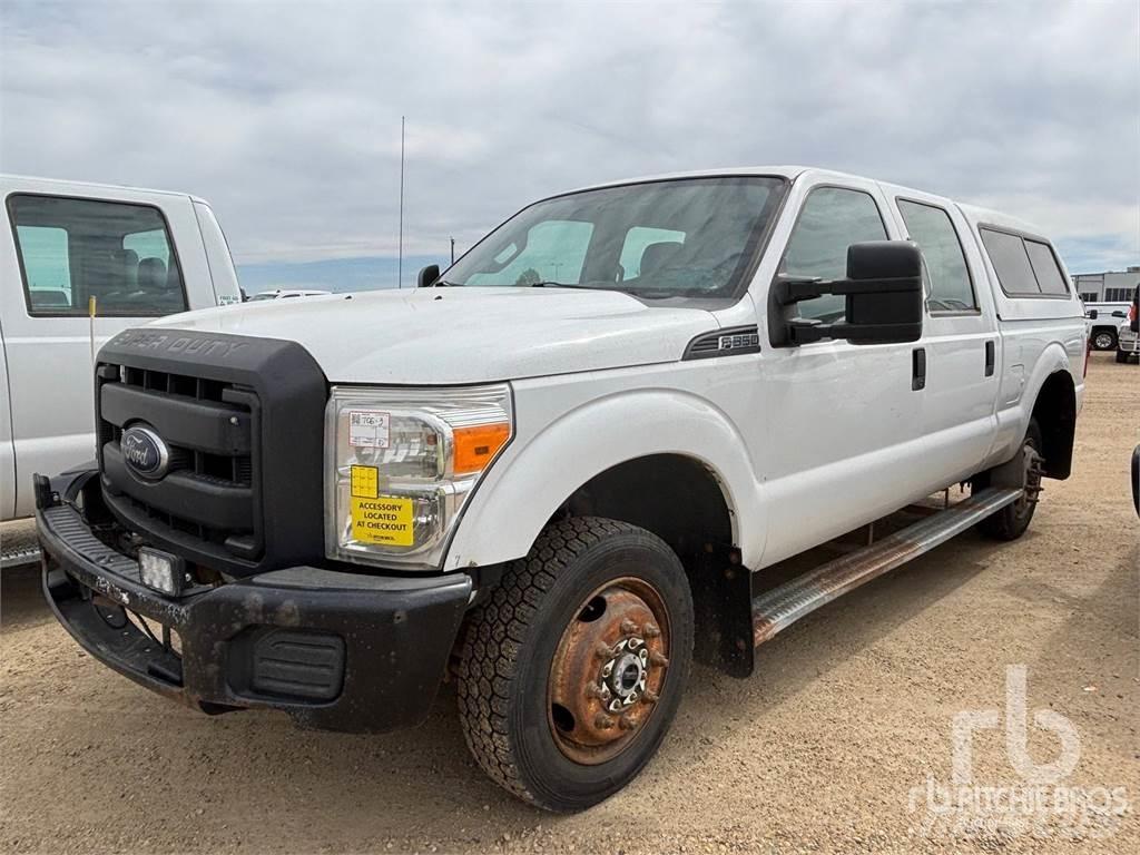 Ford F-350 Utilitaire benne