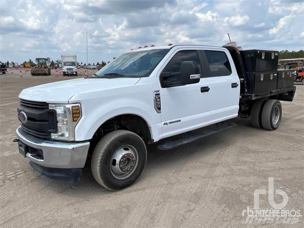 Ford F-350 Camion plateau