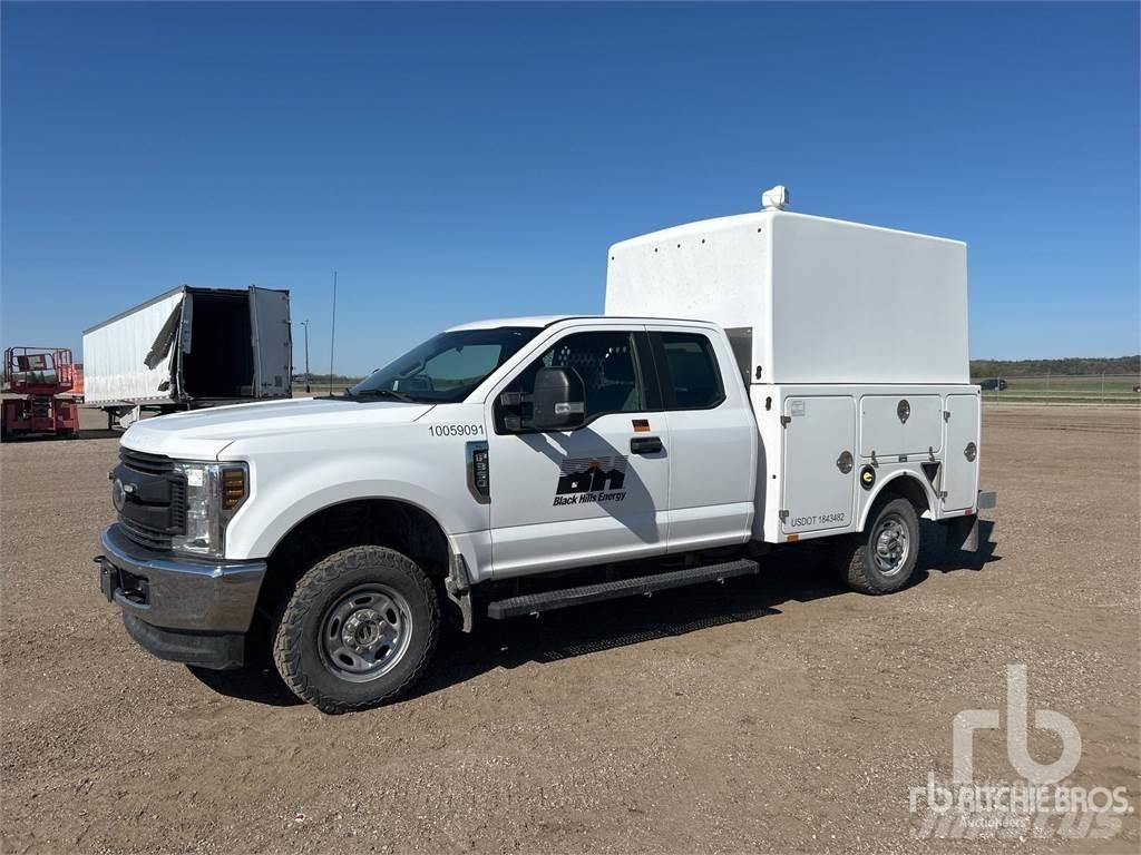 Ford F-350 Camions et véhicules municipaux