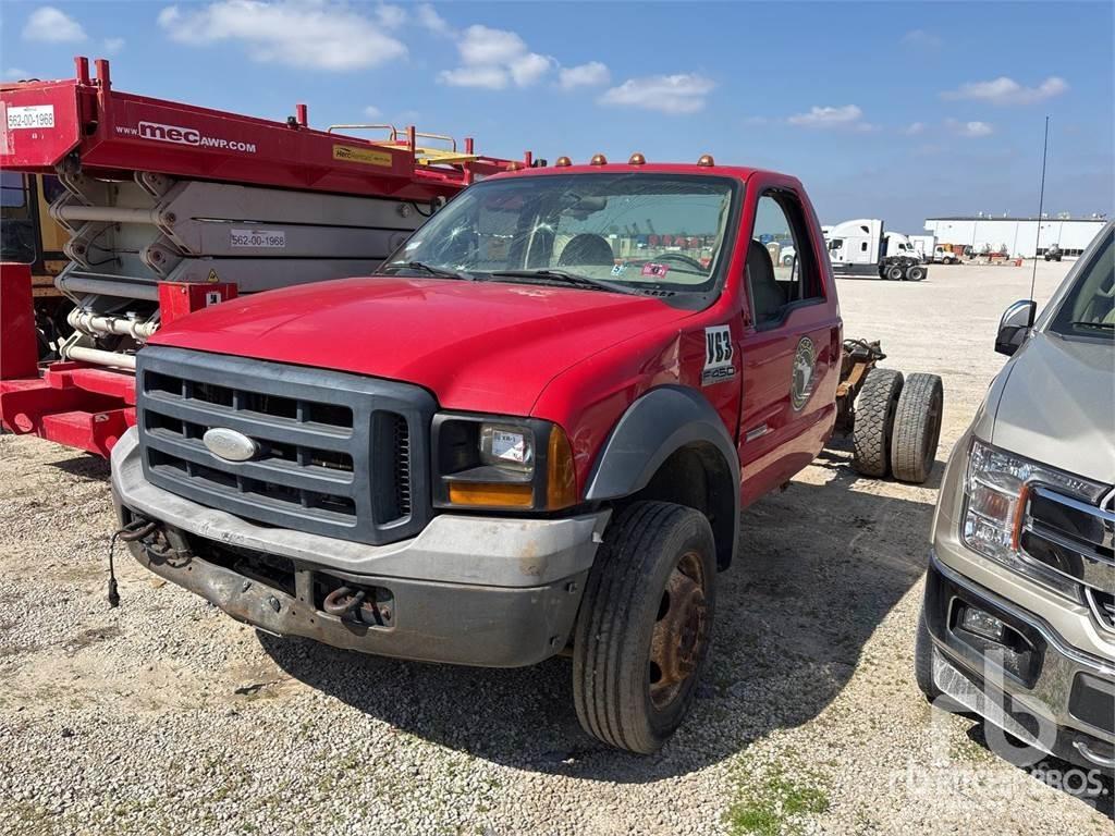Ford F-450 Châssis cabine