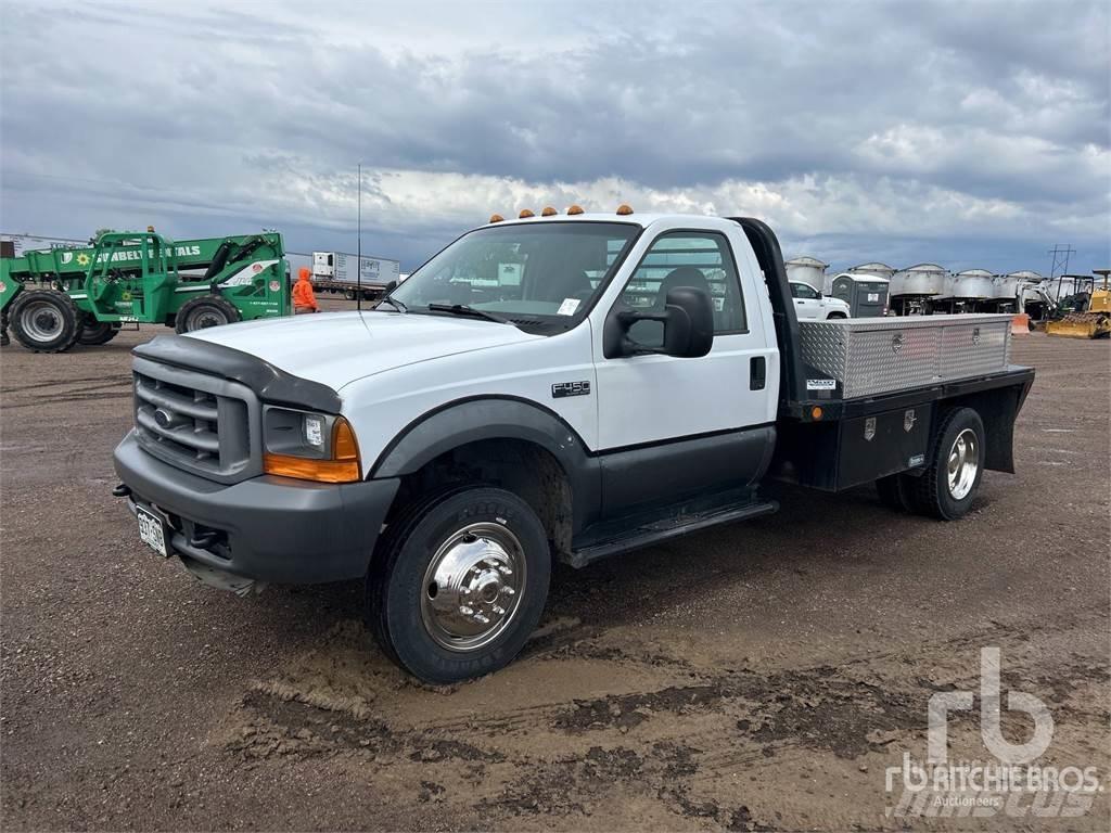 Ford F-450 Camion plateau