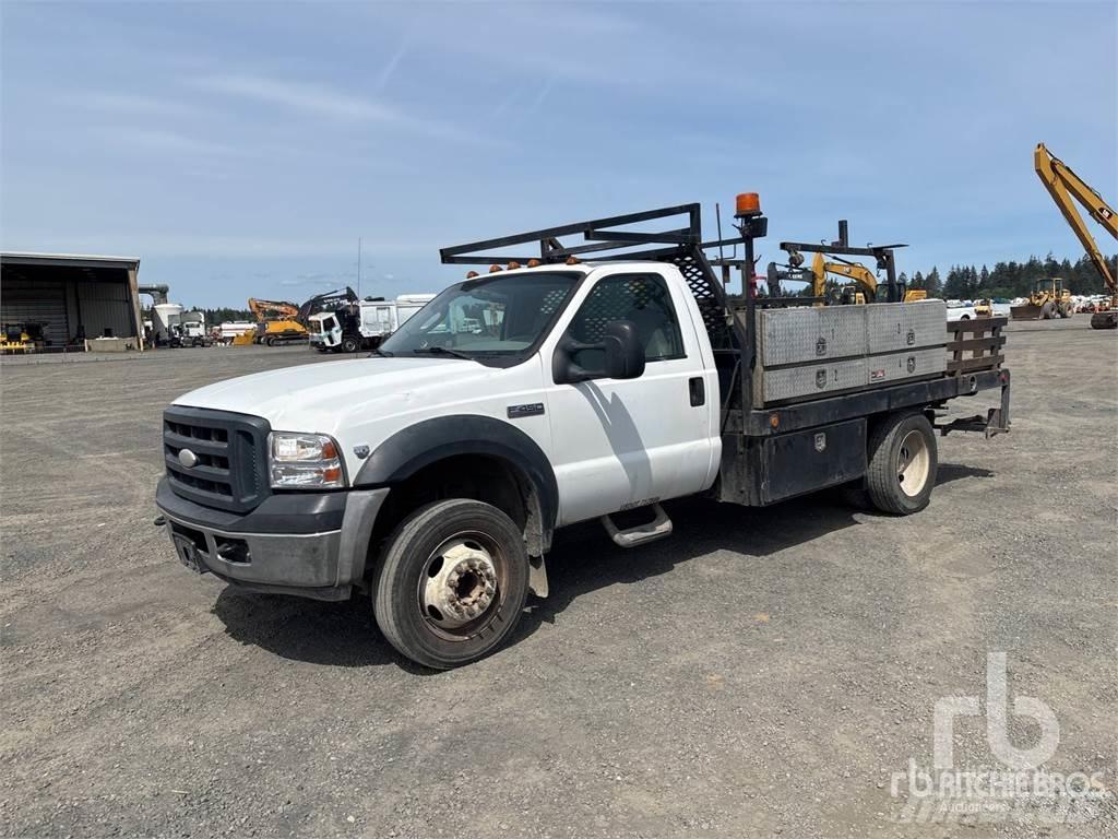 Ford F-450 Camions et véhicules municipaux