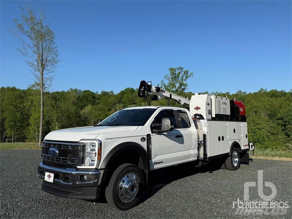 Ford F-550 Camions et véhicules municipaux