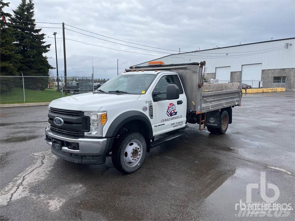 Ford F-550 Camion benne