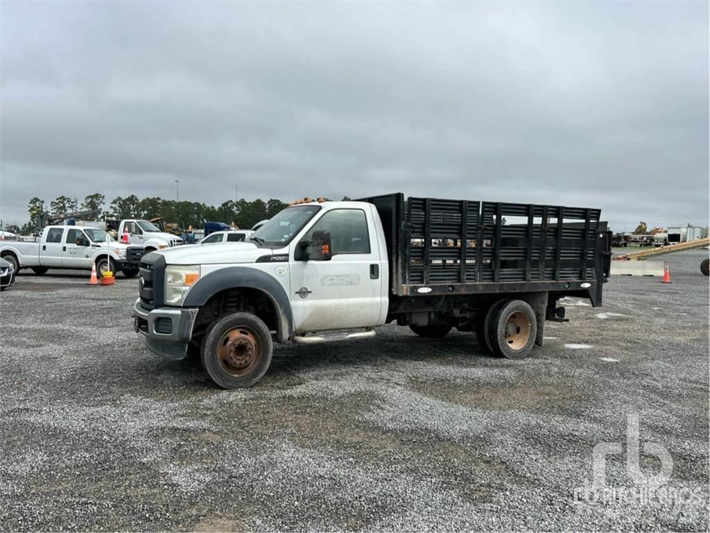Ford F-550 Camion plateau