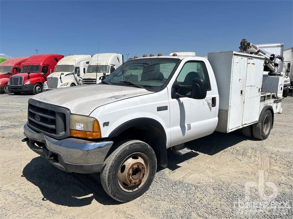 Ford F-550 Camions et véhicules municipaux