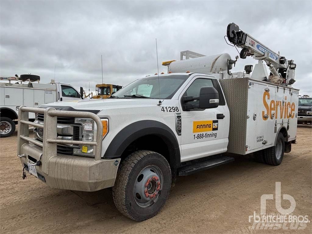 Ford F-550 Camions et véhicules municipaux
