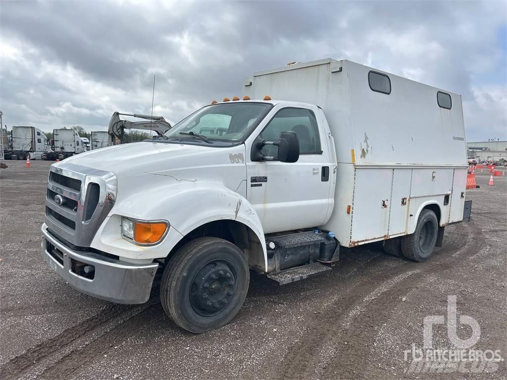 Ford F-650 Camions et véhicules municipaux
