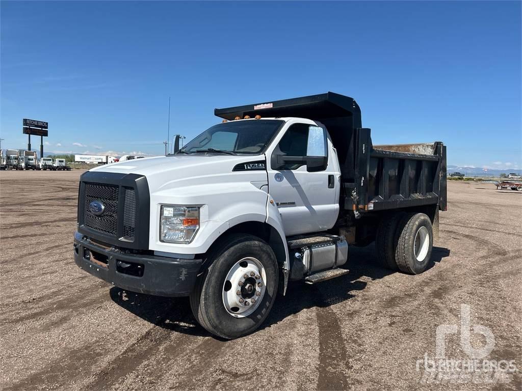 Ford F-750 Camion benne