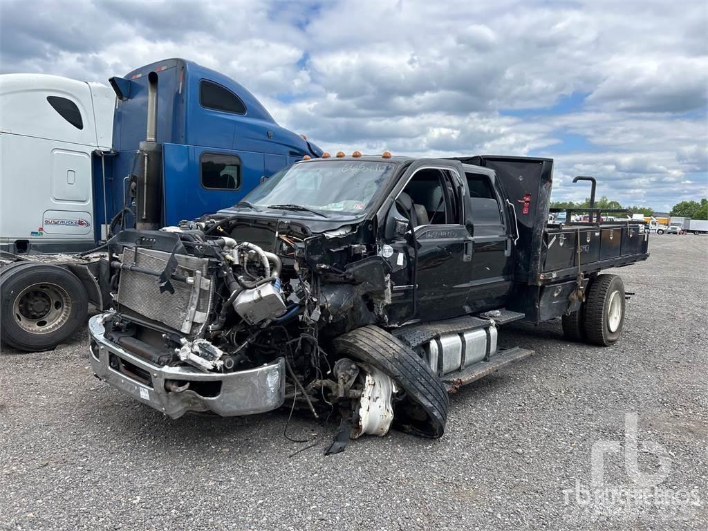 Ford F-750 Camion plateau