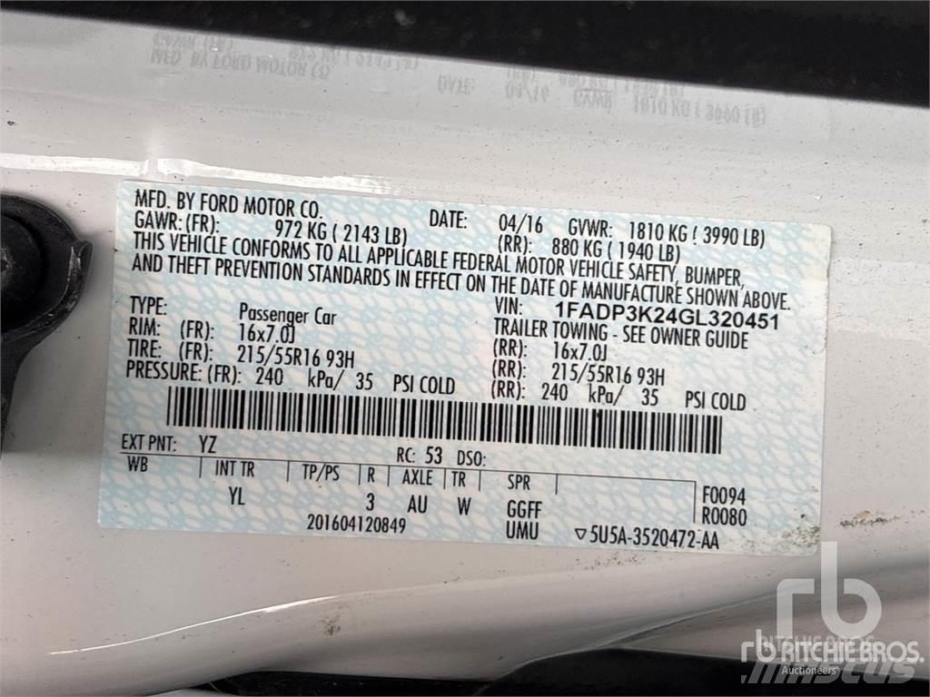 Ford FOCUS Voiture
