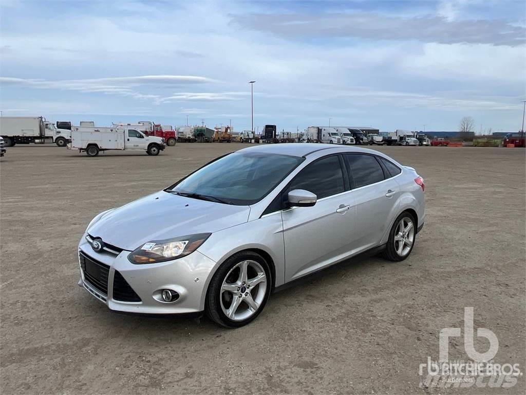 Ford FOCUS Voiture