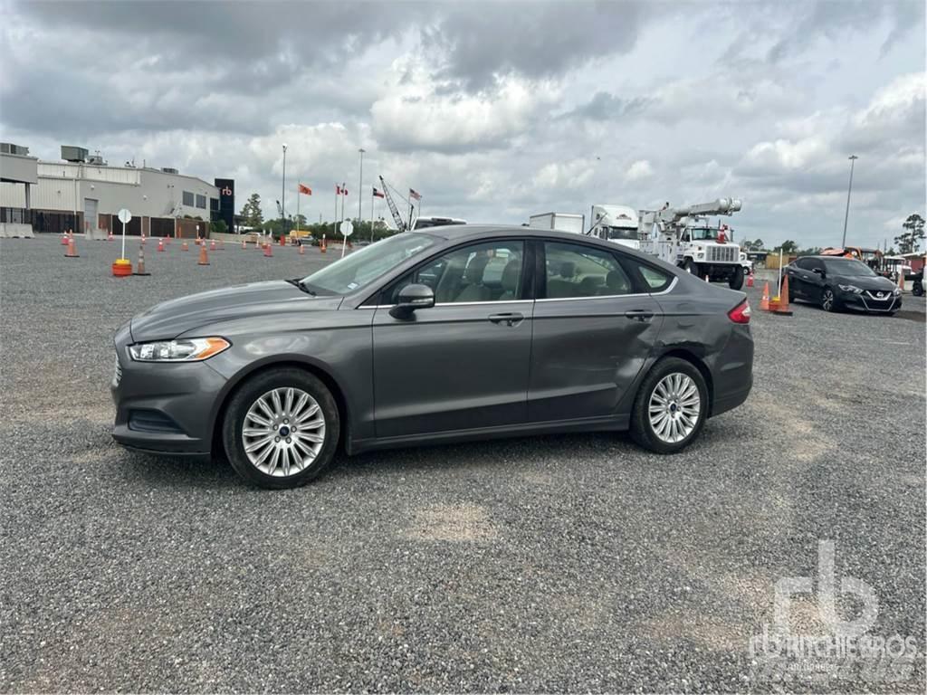 Ford FUSION Voiture