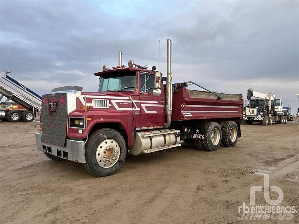 Ford LTL9000 Camion benne