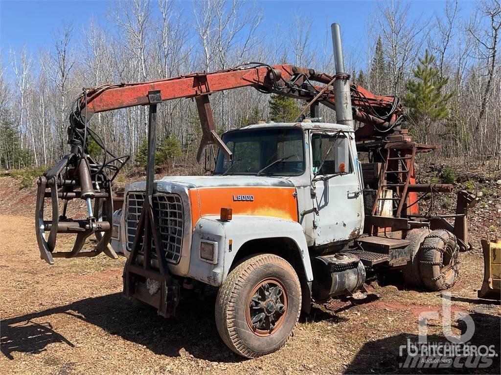 Ford LTS9000 Camion grumier