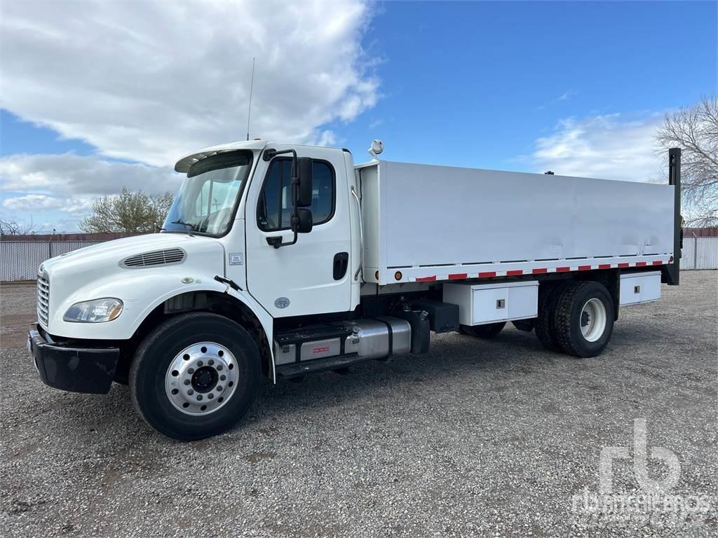 Freightliner M2 Camion plateau
