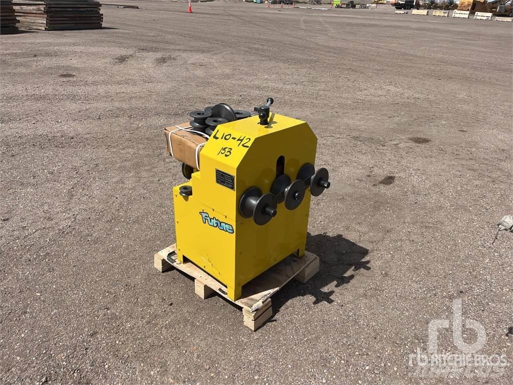  FT-76B Poseur de canalisation