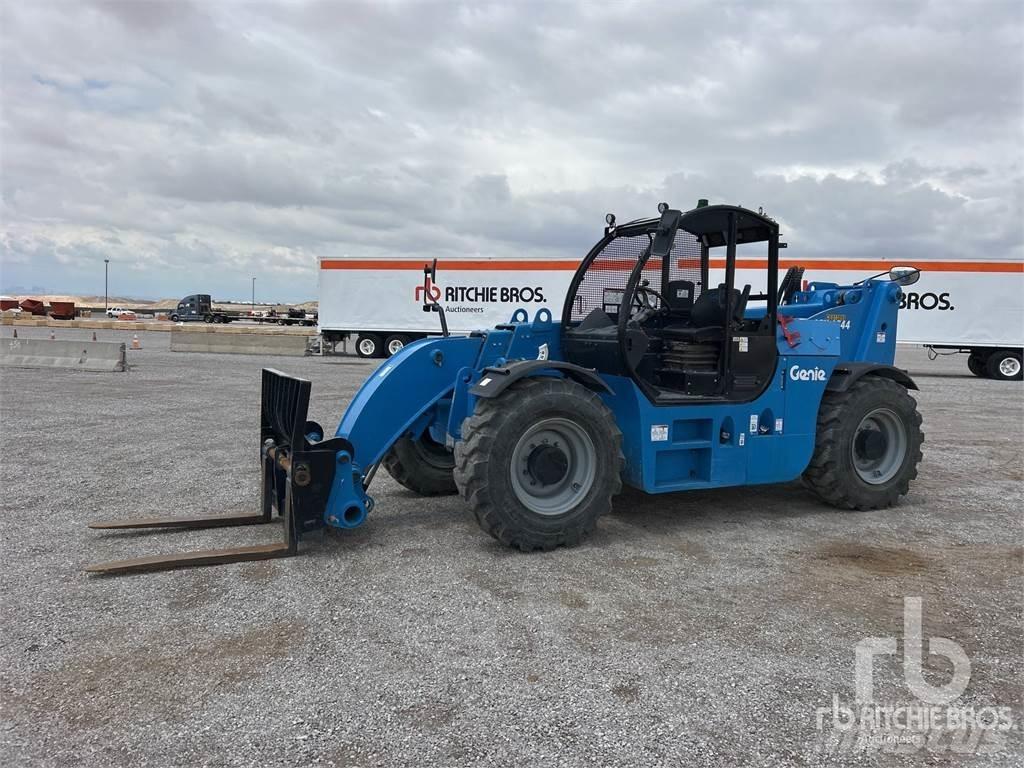 Genie GTH-1544 Chariot télescopique