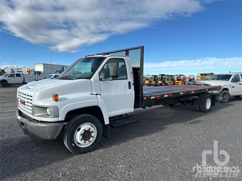 GMC C5500 Camion plateau