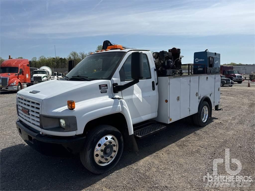 GMC C5500 Camions et véhicules municipaux