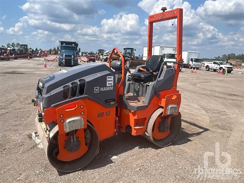 Hamm 12VV Rouleaux tandem