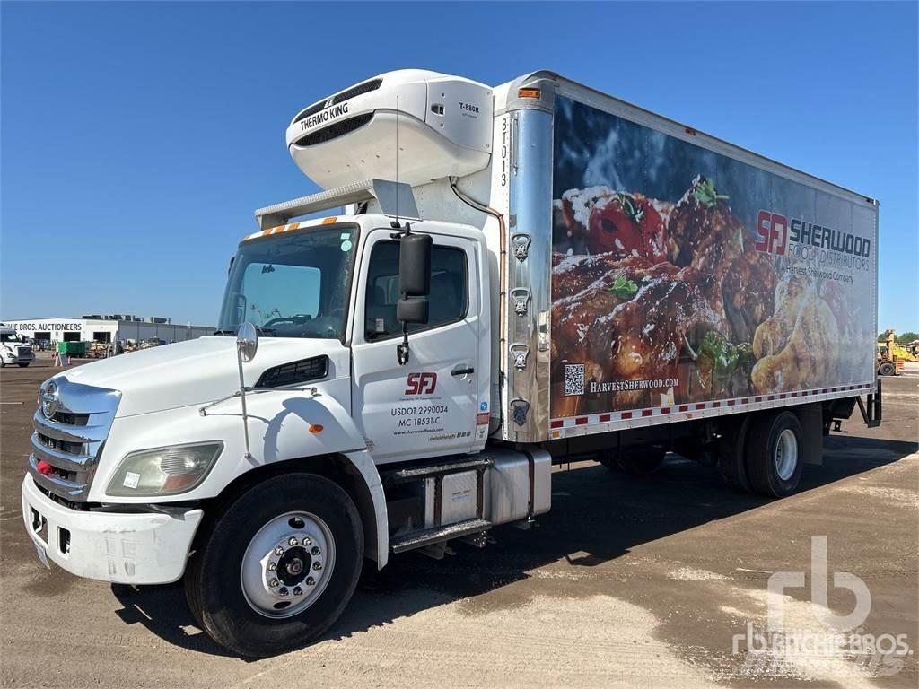Hino 338 Fourgon Frigorifique