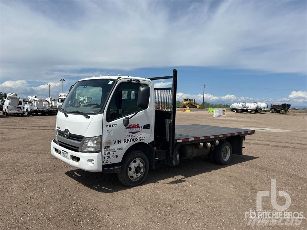 Hino 4x2 Camion plateau