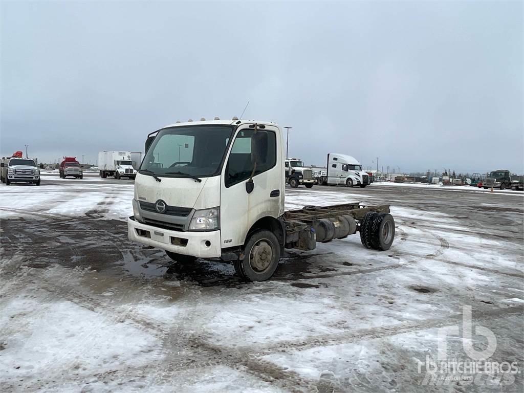 Hino XJC740 Châssis cabine