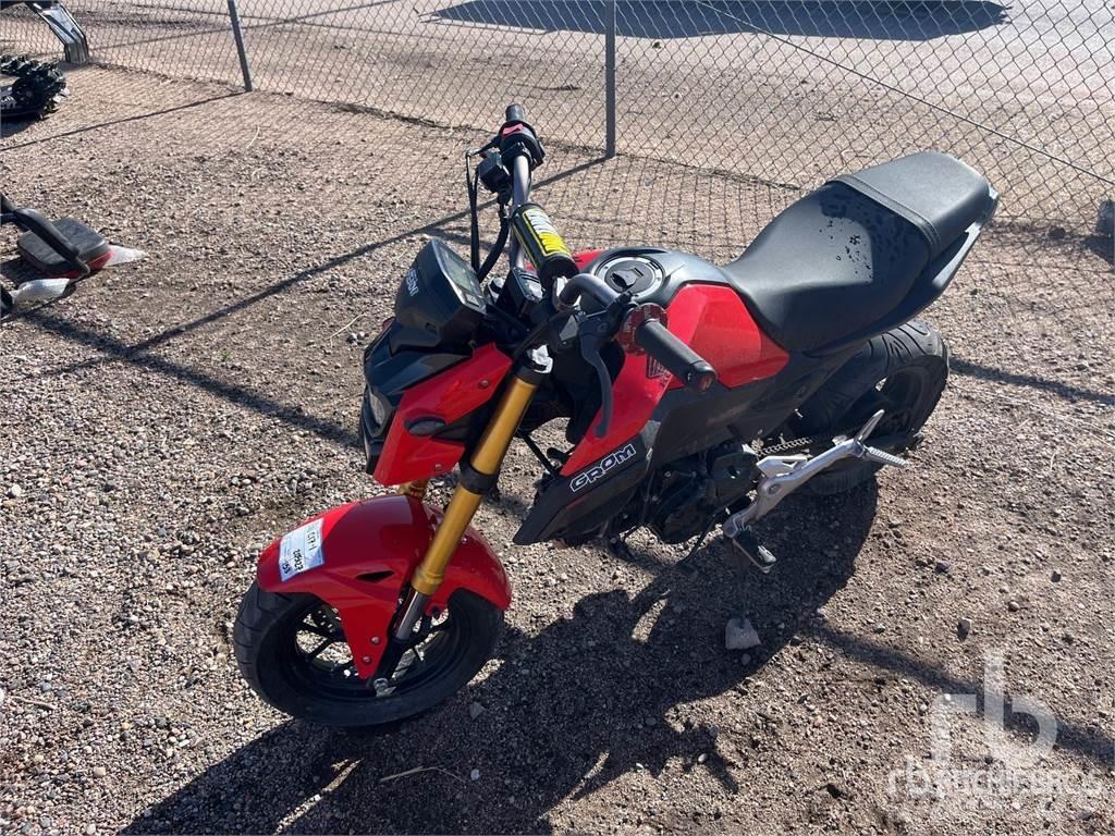 Honda GROM Voiture