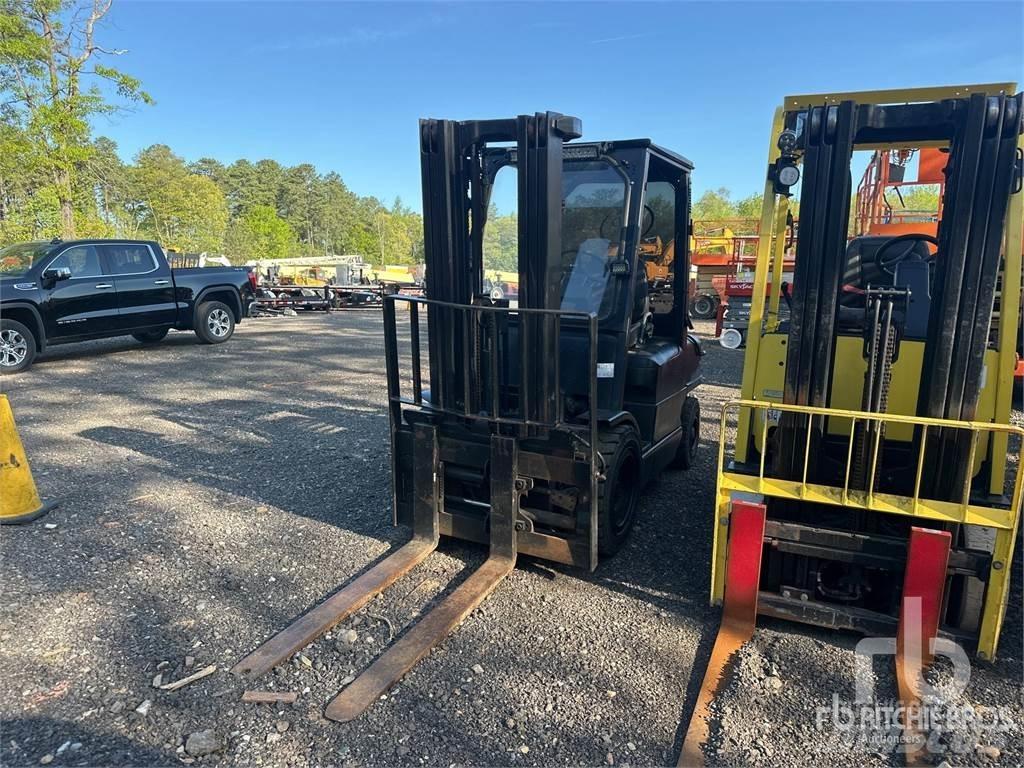 Hyster FORKLIFT Chariots diesel