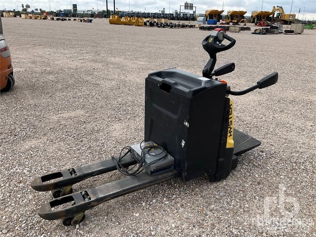 Hyster P2.0S Rack à Palettes