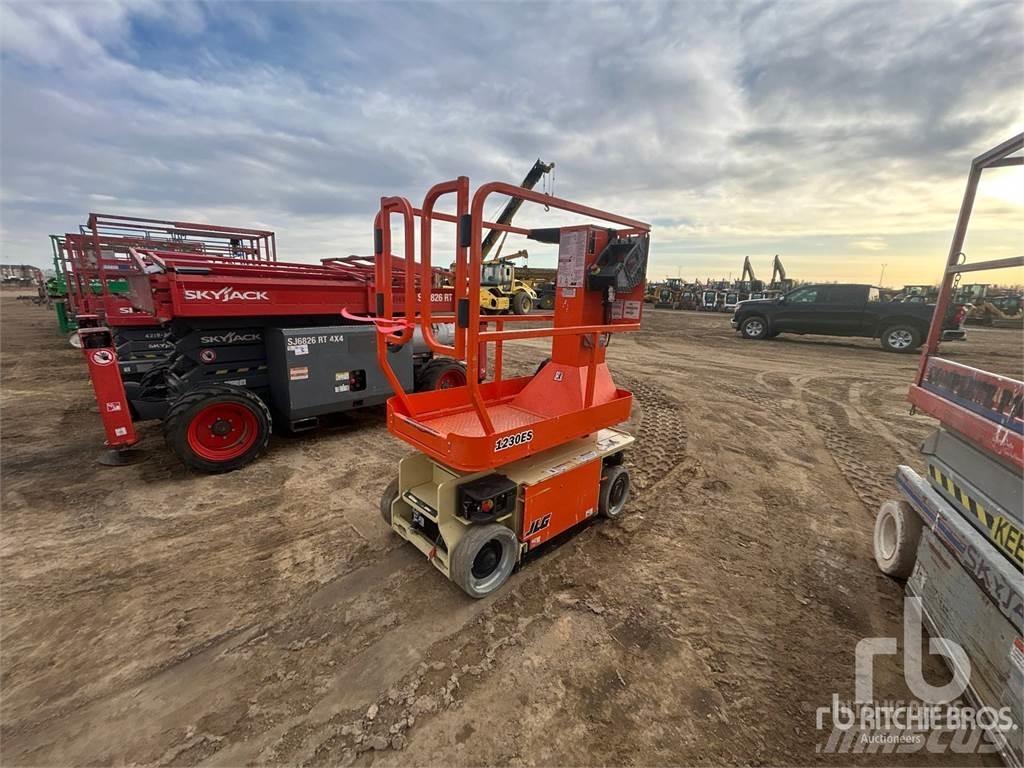 JLG 1230ES Nacelles articulées
