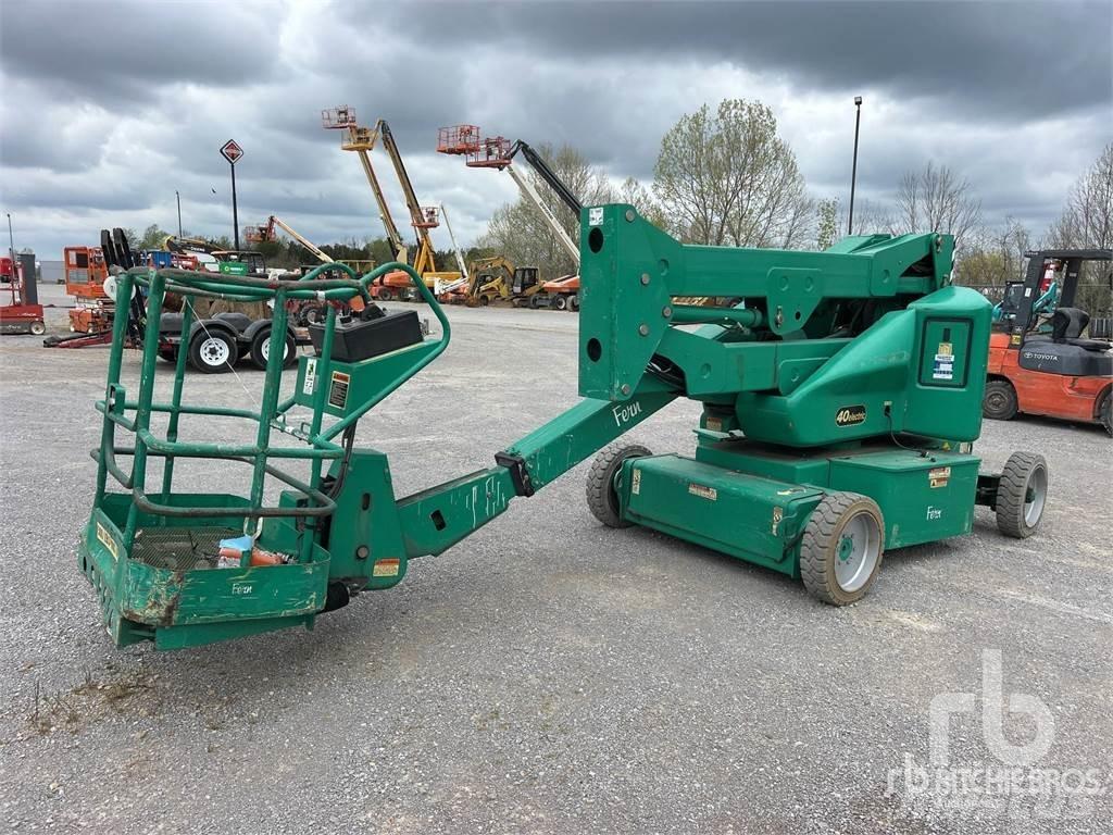 JLG 40 Nacelles articulées