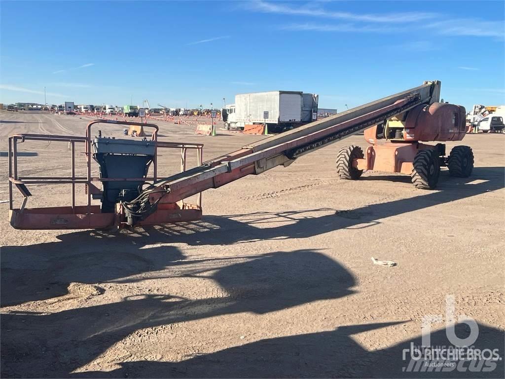 JLG 800S Nacelles articulées